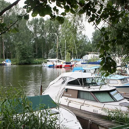 Mit Terrasse In Am